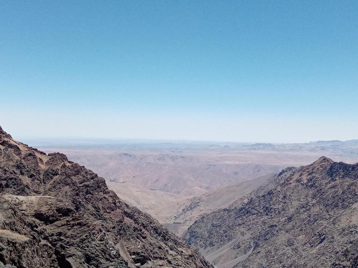 Auberge Toubkal Amsouzart Aitst Idar Tizgui Bagian luar foto