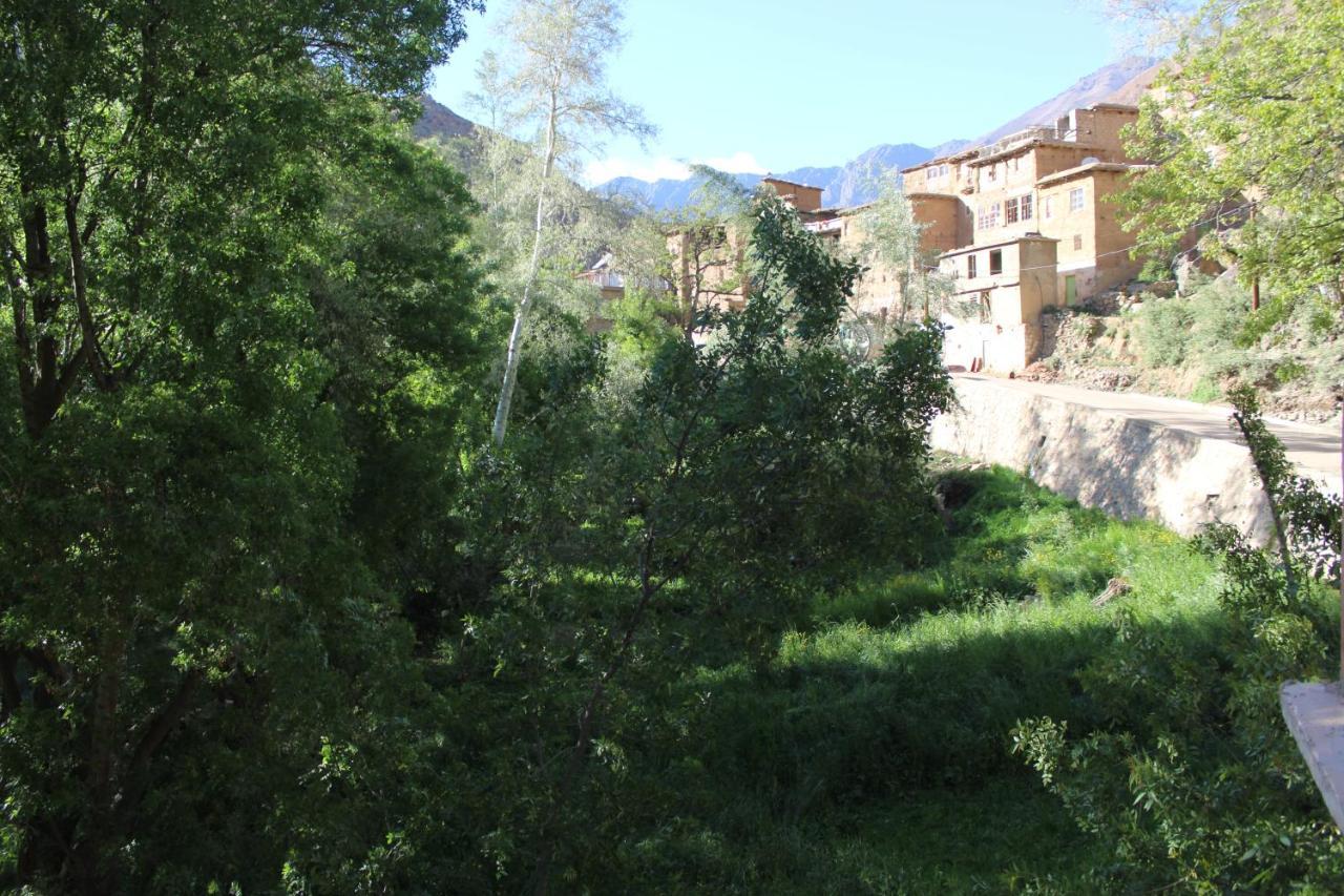 Auberge Toubkal Amsouzart Aitst Idar Tizgui Bagian luar foto